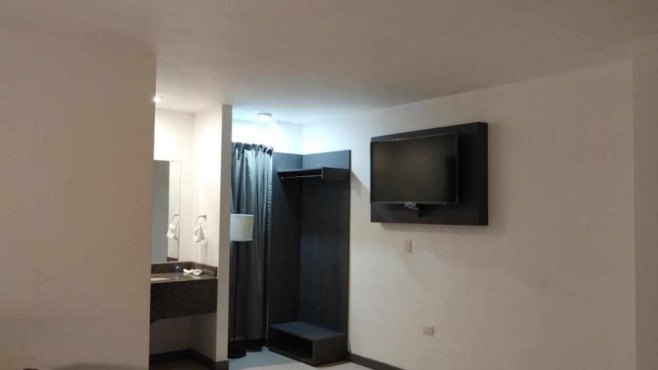 Hotel El Rancho Sabinas Hidalgo Экстерьер фото